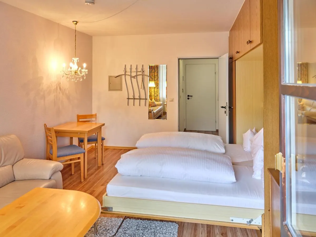 Appartement-Haus Blumenhof Бад-Грисбах 0*,  Германия